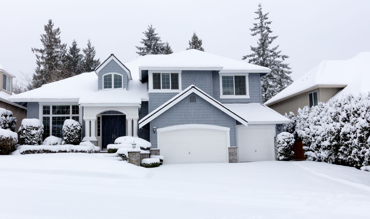 Blizzard Prep Checklist: Protect Your Home & Minimize Insurance Claims